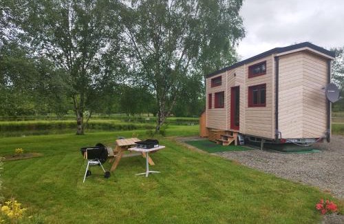 Saint-Georges-de-Livoye House | Tiny House des Etangs