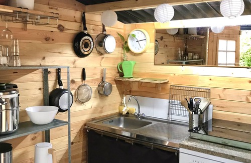 Vensac Ski Chalet | Tiny House Dans les Bois à 10 Minutes de L'océan