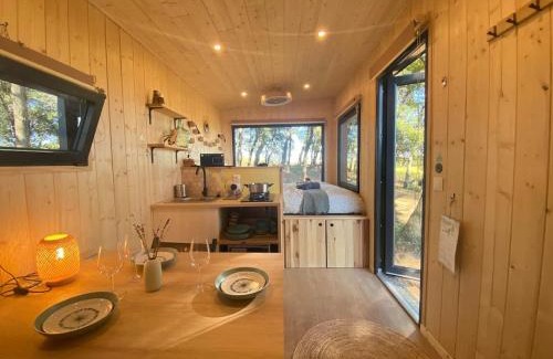 Mondragon House | Tiny-House Grand Confort - Salle de bain italienne - Lit King - 10 min A7