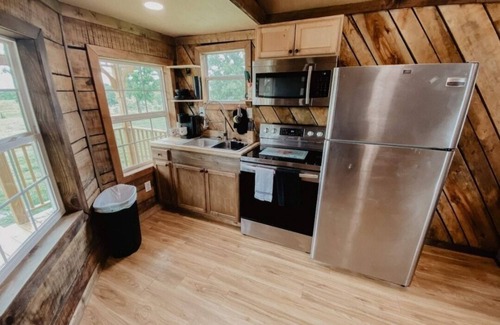 Rock Island Cottage | TINY HOUSE NEAR FALL CREEK FALLS AND ROCK ISLAND STATE PARK