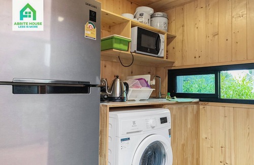 Ko Lanta House | Tiny house on Koh Lanta only 2 minutes walk to the beach