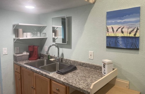 Umatilla Cabin | Tiny House Retro Cabin