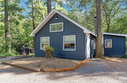 Lake Delton House | Tiny Timbers Escape