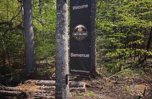 Clare House | “Tiny Two” (Private hot tub).