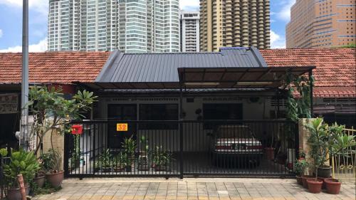 Kuala Lumpur City Centre House | Tiong Nam 32 Kuala Lumpur, 6 mins to LRT PWTC, 15 mins to KLCC