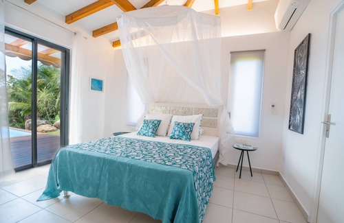 Duzer House | TIPAREO: Villa KAWAN