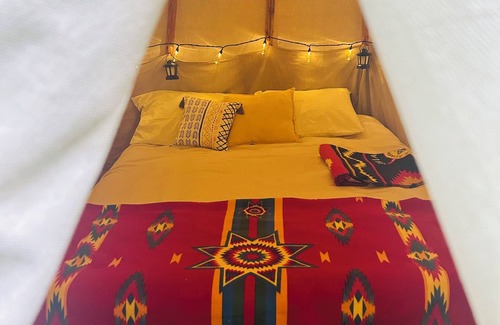 Trenton Resort | Tipi Among the Trees Couples Glamping Retreat with Jacuzzi