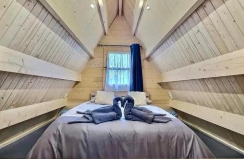 Pontacq Ski Chalet | Tipi chic et cosy de 35m2 avec piscine