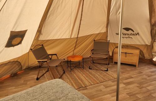 Salazie Other | Tipi Tom