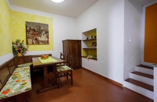 Garlenda House | Tipica casa ligure in pietra - Garlenda centro - Typical Ligurian stone house
