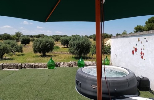 Crispiano House | Tipica Masseria immersa nel verde e tra ulivi secolari.animali domestici ammess