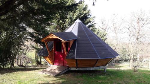 Saint-Antonin-de-Lacalm Other | Tipis Du Petit Buisson