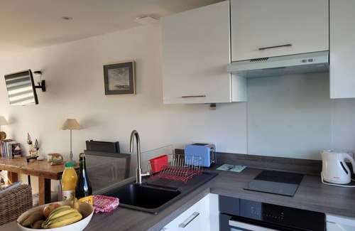 Pouldreuzic Apartment | Tipoz'Immo-Le Cocon direct access beach-spot surf