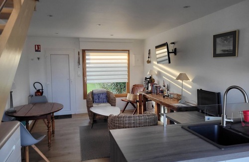 Pouldreuzic Apartment | Tipoz'Immo-Le Cocon direct access beach-spot surf