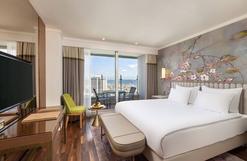 Bakırkoy Hotel | Titanic Port Bakirkoy