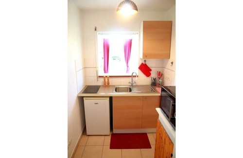 Circuit 1C1 House | Title : Live in Precious - Noubara Oya