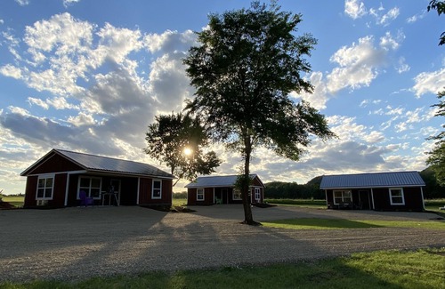 Pepin Cabin | TK's Pepin Getaway RentalLLC Cabin 3 Less than 5 min from Lake Pepin/winery/town