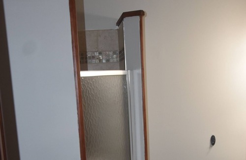 Center City House | TLA - The Sunflower Suite - Penn's Landing