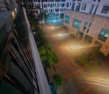 Long Bien Apartment | TN Homestay Tâm Anh