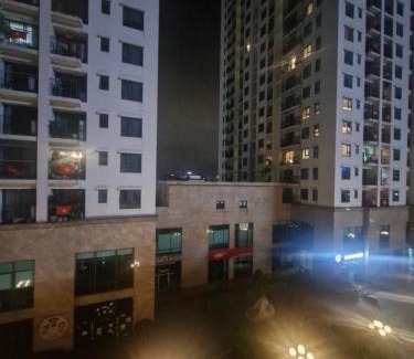 Long Bien Apartment | TN Homestay Tâm Anh