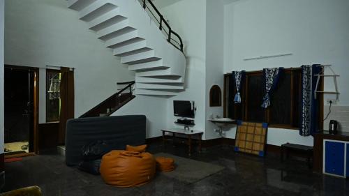 Yercaud House | TN27Calling Villa
