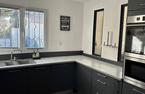 Saint-Come-et-Maruejols Villa | To complete