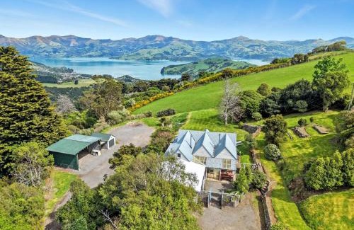Akaroa House | Toad Hall - Akaroa Holiday Home