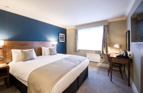 Quinton Hotel | Toby Carvery Birmingham by Innkeeper's Collection