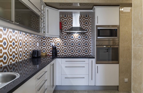 Ponta Delgada Condo | Toi et Moi -City Center Condo + free parking, Yours to Discover