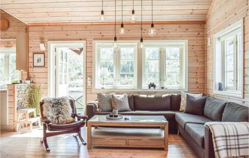Kvam House | Tokagjelet