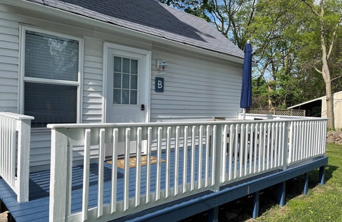 Put-in-Bay Apartment | Toledo House Guest Suite B. Catering to Couples. Great Location downtown PIB