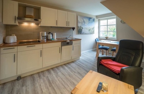 Spiekeroog Apartment | Tolle Ferienwohnung im Inselhaus Arche Svea in Unmittelbare Nähe zum Deich und z