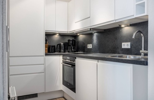 Wismar Apartment | Tolles Ferienapartment mit Balkon in Erstklassiger Lage im Hafen von Wismar