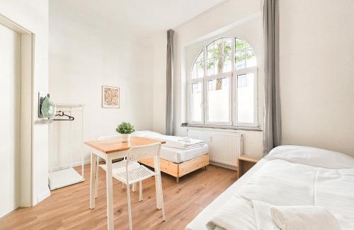 Rath Apartment | Tolstov Apartments - Studio Wohnungen - 15 Min zur Messe DUS