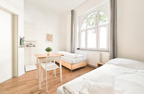 Rath Apartment | Tolstov Apartments - Studio Wohnungen - 15 Min zur Messe DUS