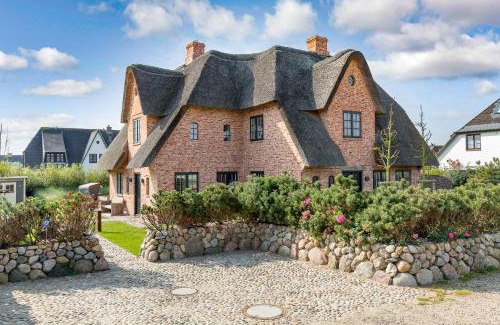 Wenningstedt-Braderup House | Tom Kyle