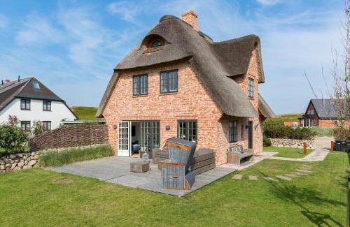 Wenningstedt-Braderup House | Tom Kyle