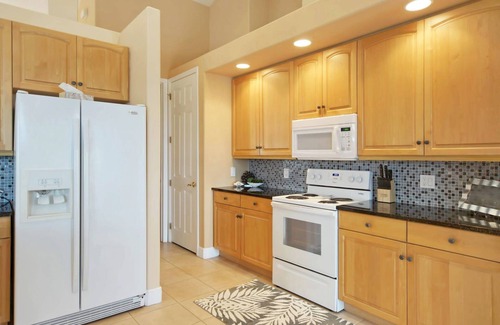 Burnt Store House | Tommy Bahama-style electric-heated pool home on Gulf-access canal - Villa Ellis