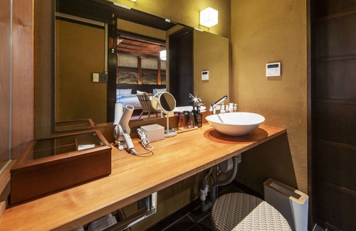 Tomonoura Onsen House | Tomonoura Shiomachi Hotel Roya