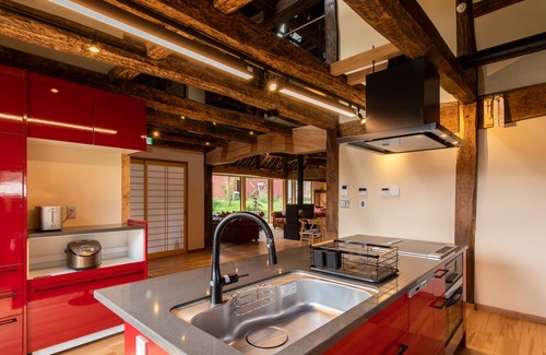 Hakuba House | Tonbo House