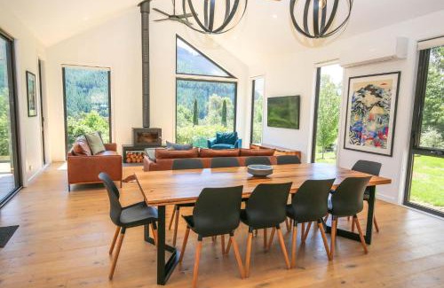 Wandiligong House | Tonga Park Retreat