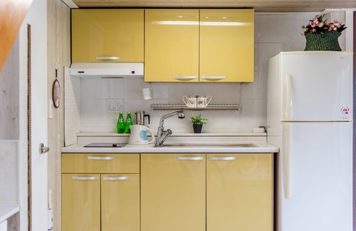 Yongnam-myeon Condo | Tongyeong Iris Pension