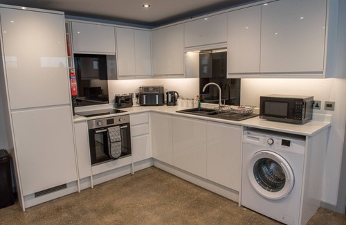 Ipswich Apartment | Toothbrush Apartments - 1 Bed Duplex - Fore St