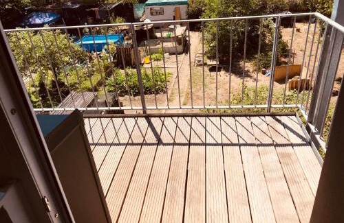 Biederitz Apartment | Top - Ambiente, mit Parkettboden und eigenem Balkon