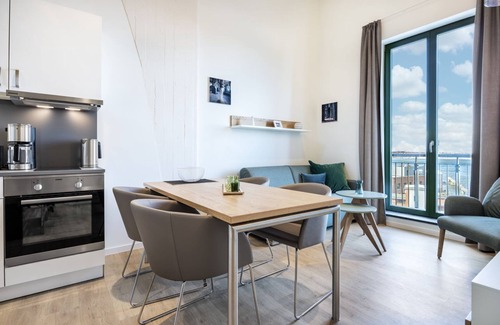 Wismar Apartment | Top apartment with gallery bedroom, roof terrace and unique harbor view