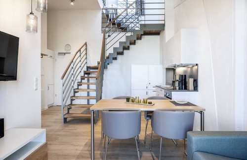 Wismar Apartment | Top apartment with gallery bedroom, roof terrace and unique harbor view