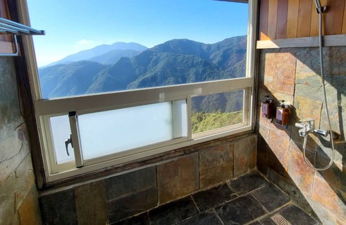 Ren'ai Bed & Breakfast | Top Cloud Villa