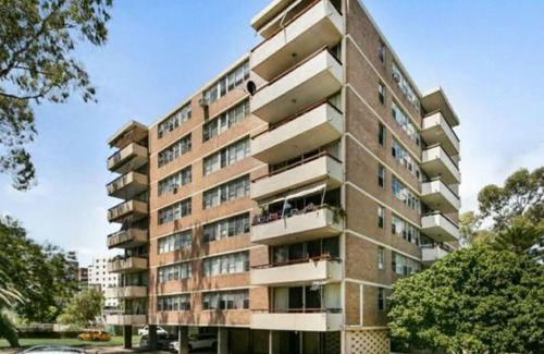 Bankstown Apartment | Top floor Oasis