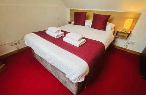 Thurso Apartment | Top Floor Princes Street
