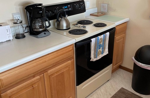 Put-in-Bay Condo | Top Floor Waterfront Put-in-Bay condo